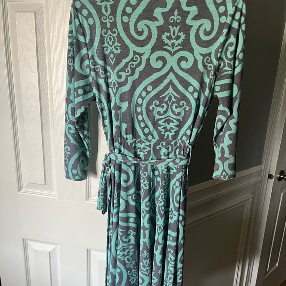 Pinkblush maternity dress large - Picture 3 of 4